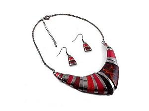 Red Vintage Acrylic Stone Collar Necklace & Earring Set